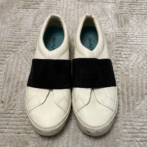 SeaVees Cream and Black Sneakers